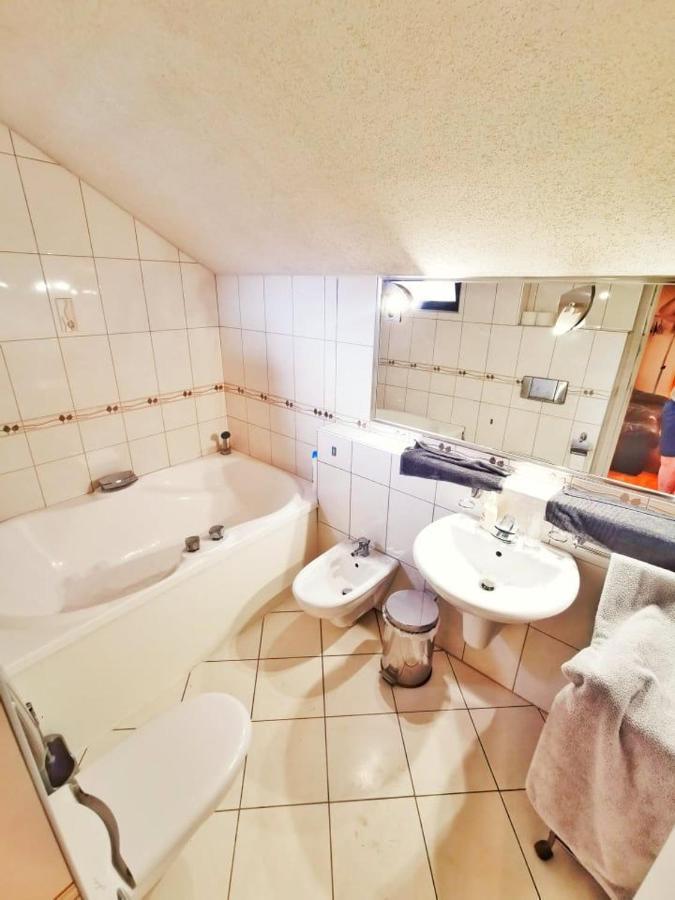 Apartman Poirot Balcony Erd Ngoại thất bức ảnh